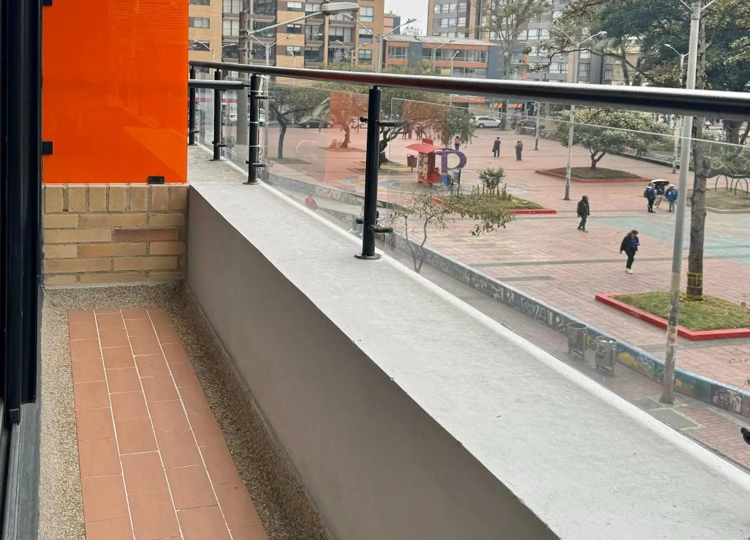 Balcon Comodidad Iluminacion Wifi Chapinero Bogota